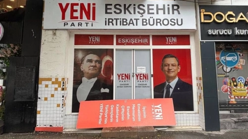YENİ Parti Eskişehir'de irtibat bürosunu kapattı: 3 başkanlık aynı binada olacak